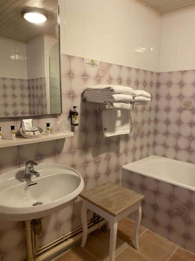 Le Relais De La Rance - Chambres D'Hotes Quedillac Ngoại thất bức ảnh