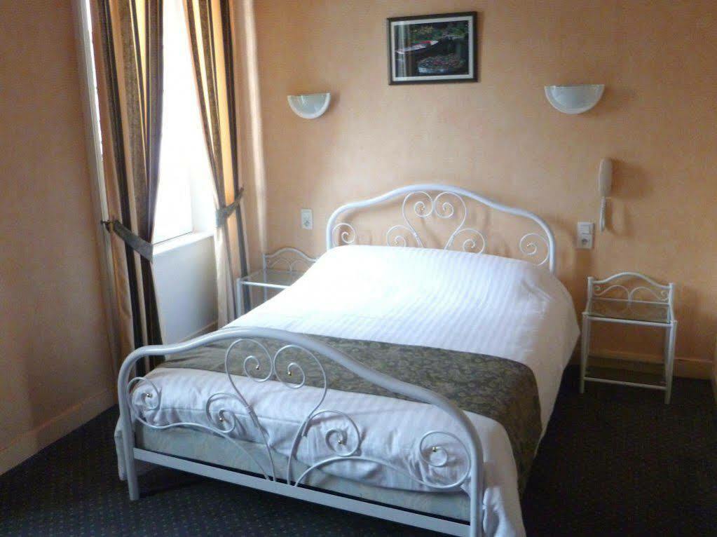 Le Relais De La Rance - Chambres D'Hotes Quedillac Ngoại thất bức ảnh