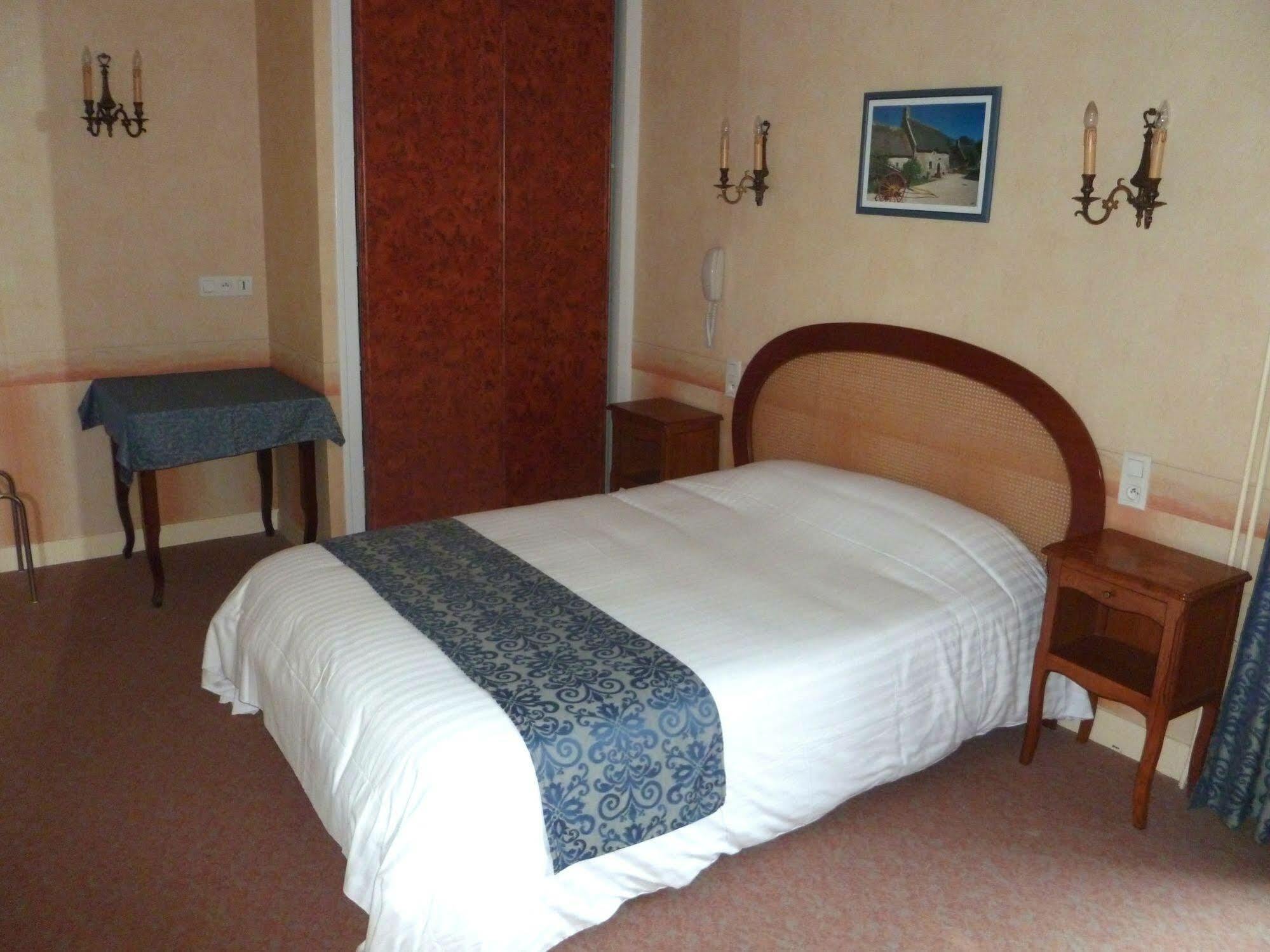 Le Relais De La Rance - Chambres D'Hotes Quedillac Ngoại thất bức ảnh